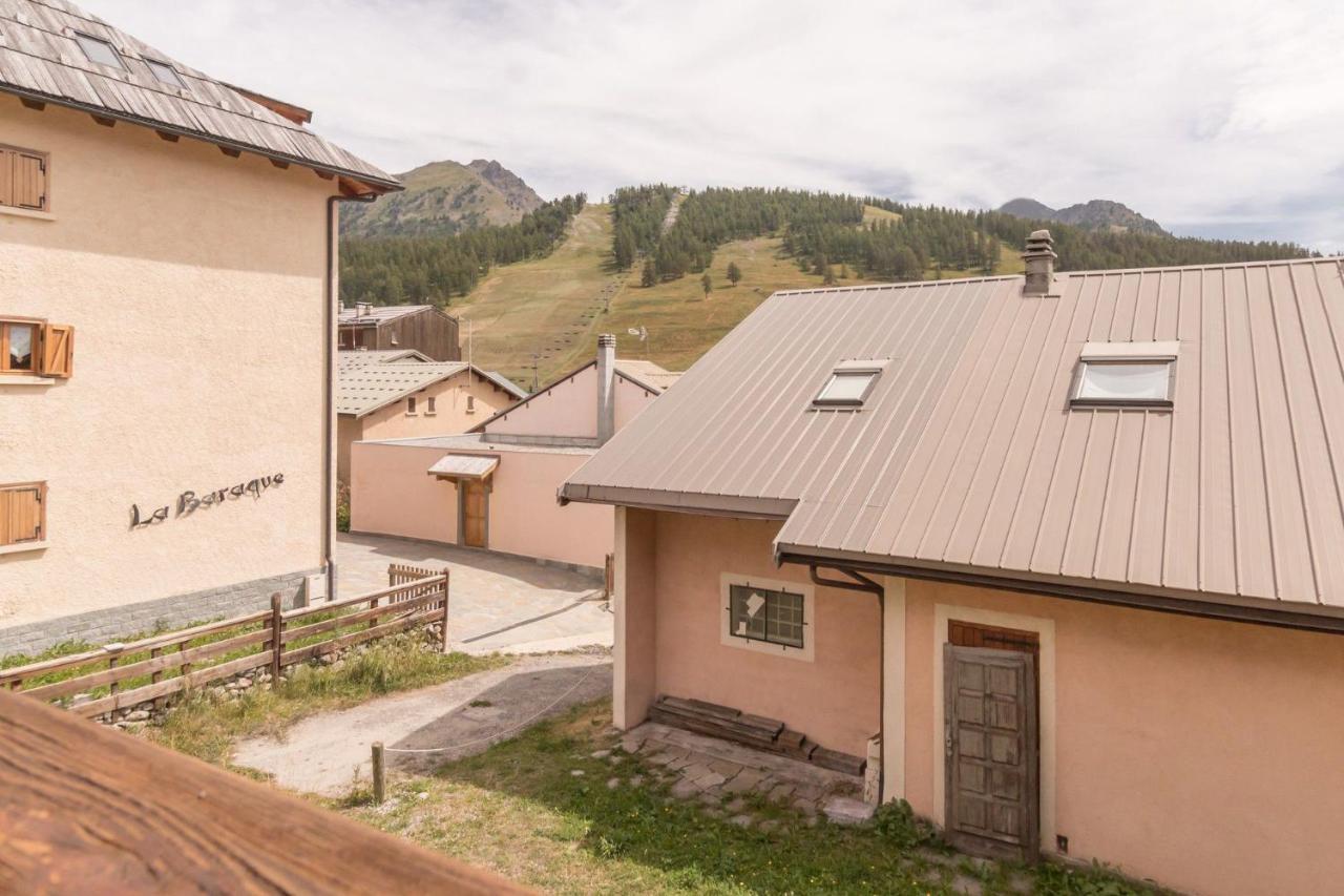 Appartamento Trilocale Fronte Piste A Monginevro Esterno foto